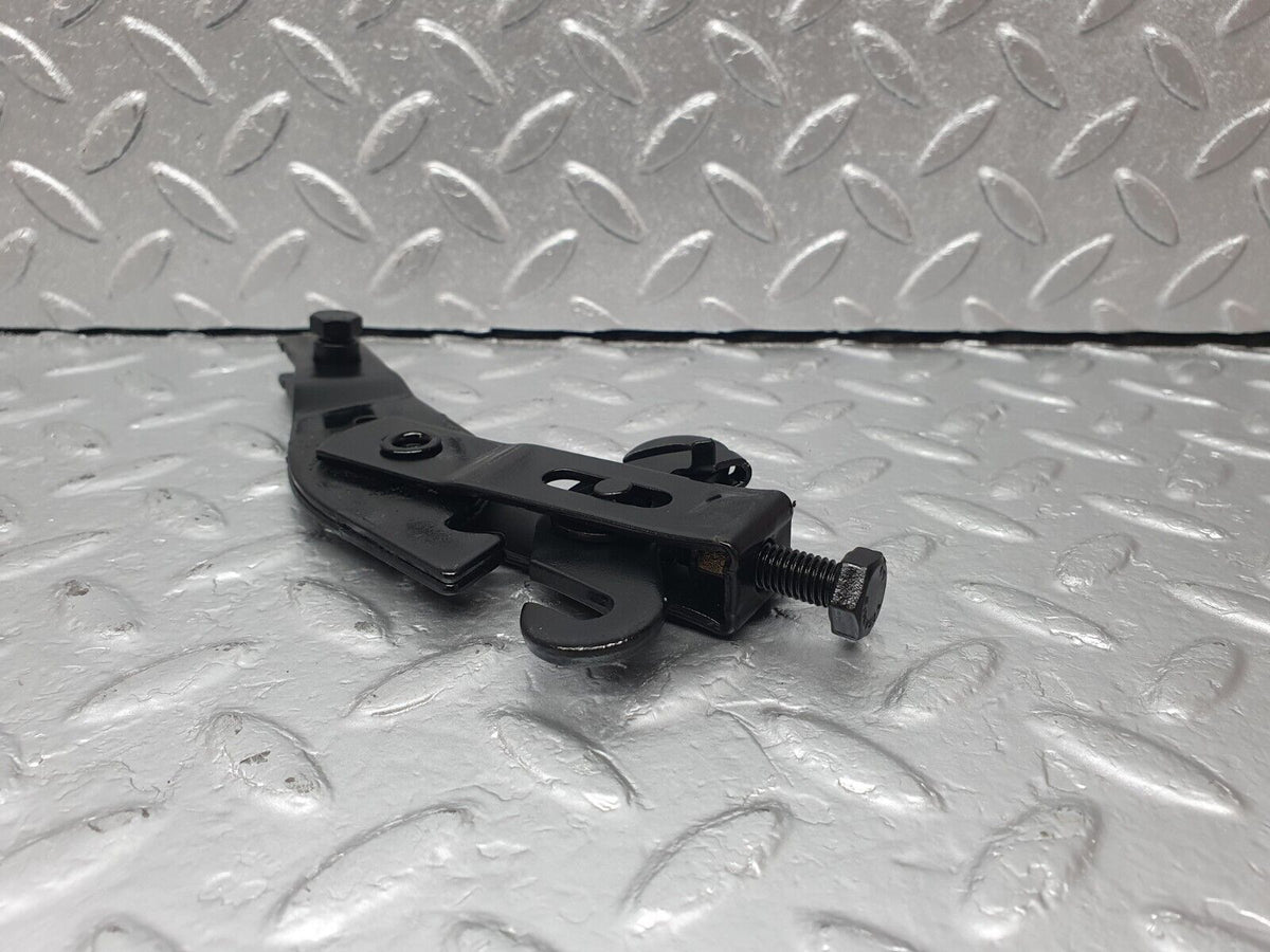 42302 Mercedes-Benz R129 320SL Coupe Handbrake Adjusting Handbrake Regulator