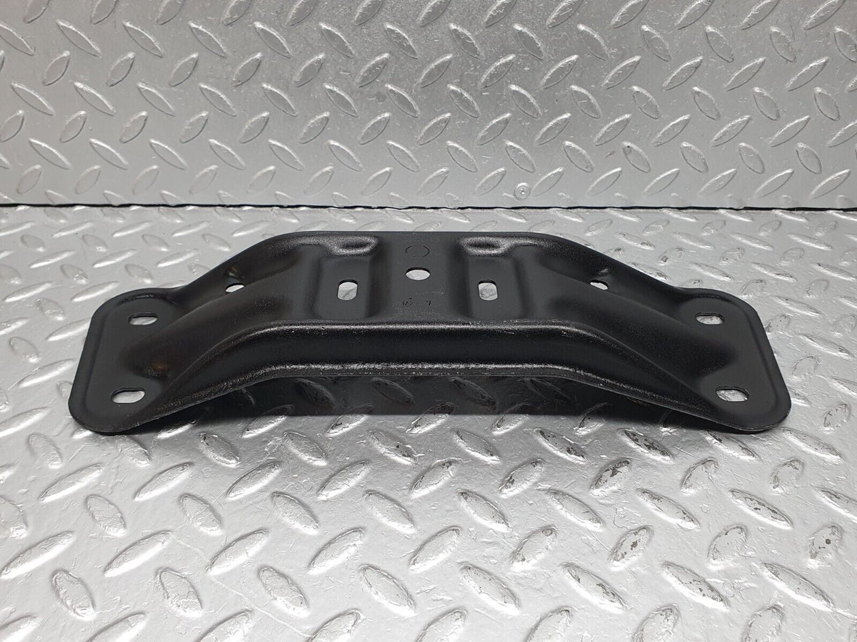 41148 Mercedes-Benz W126 300SE Gearbox Mount Bracket