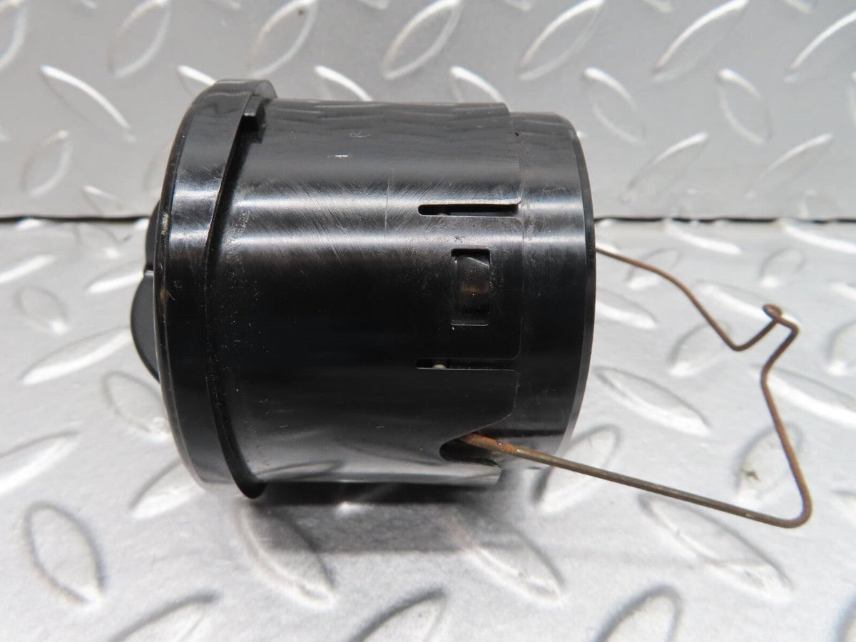 12581 Mercedes-Benz W108 280SE 3.5 Dashboard Air Vent