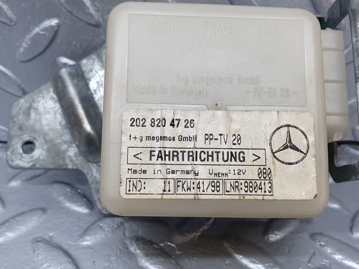 41750 Mercedes-Benz W202 C200 Alarm Control ECU A2028204726