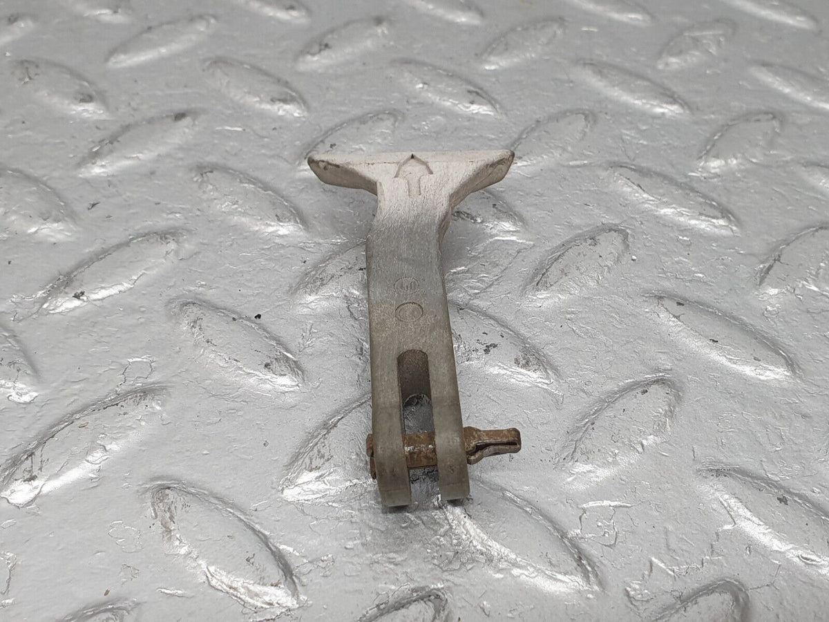 41030 Mercedes-Benz W126 300SE Bonnet Release Pull Handle