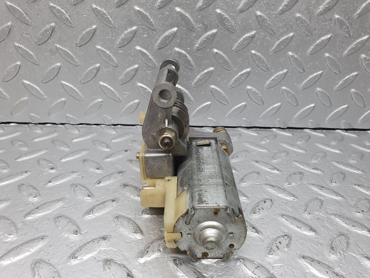 41004 Mercedes-Benz W126 300SE Steering Column Adjustment Motor A1264600425