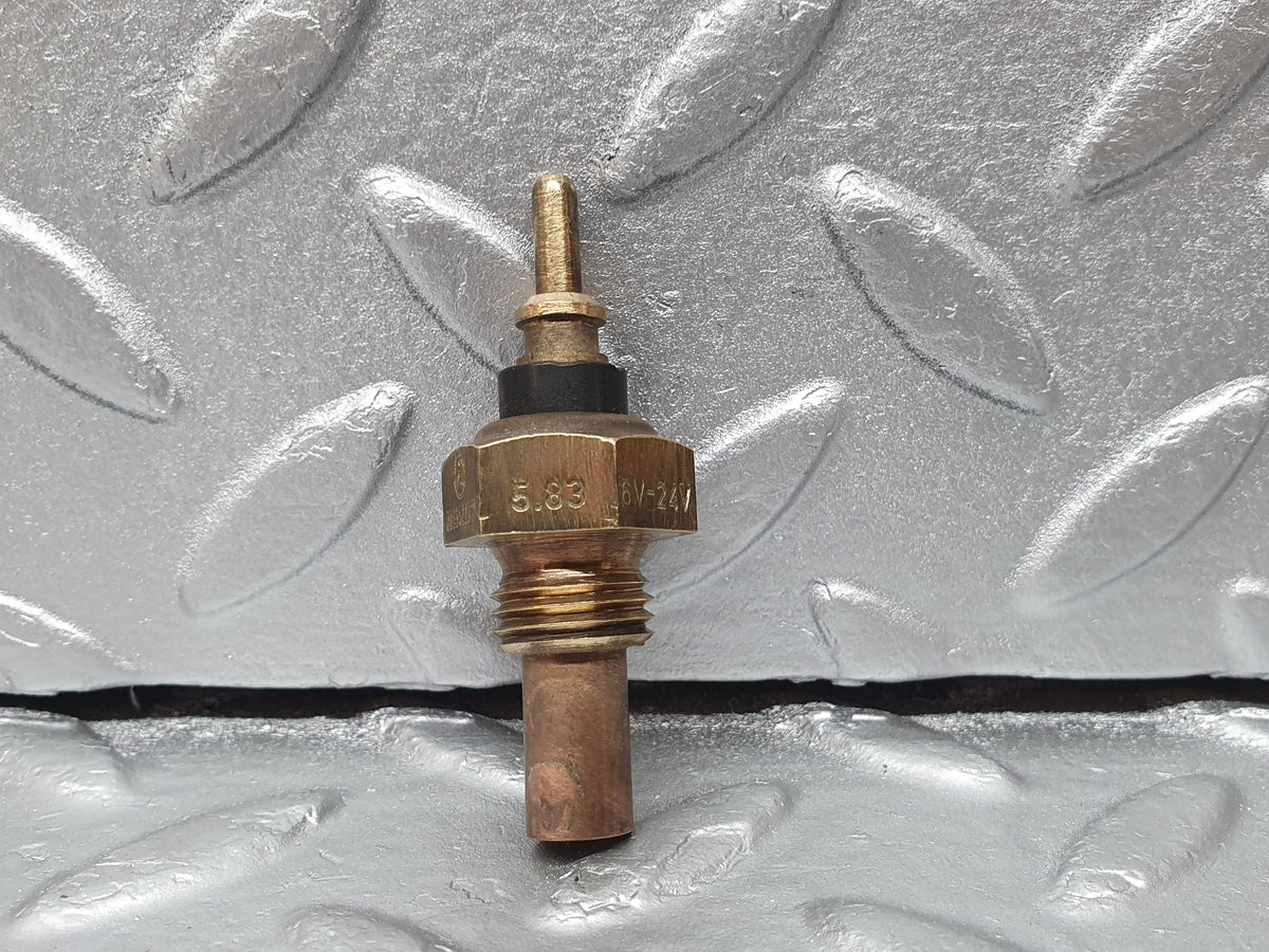 41332 Mercedes-Benz W123 280E Coolant Temperature Sensor Beru A0055422617