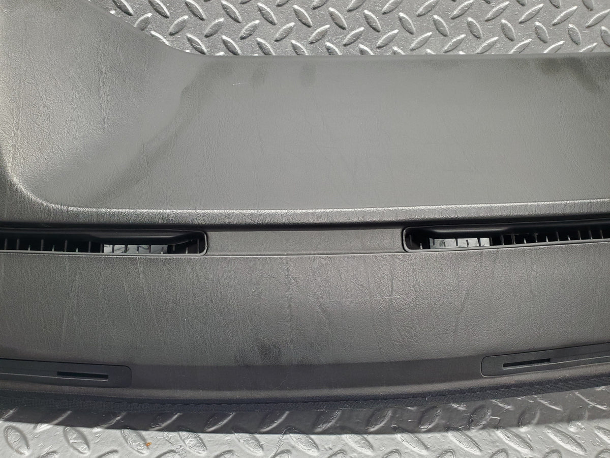 49402 Mercedes-Benz A124 320E Cabriolet Dashboard Black A1246890116