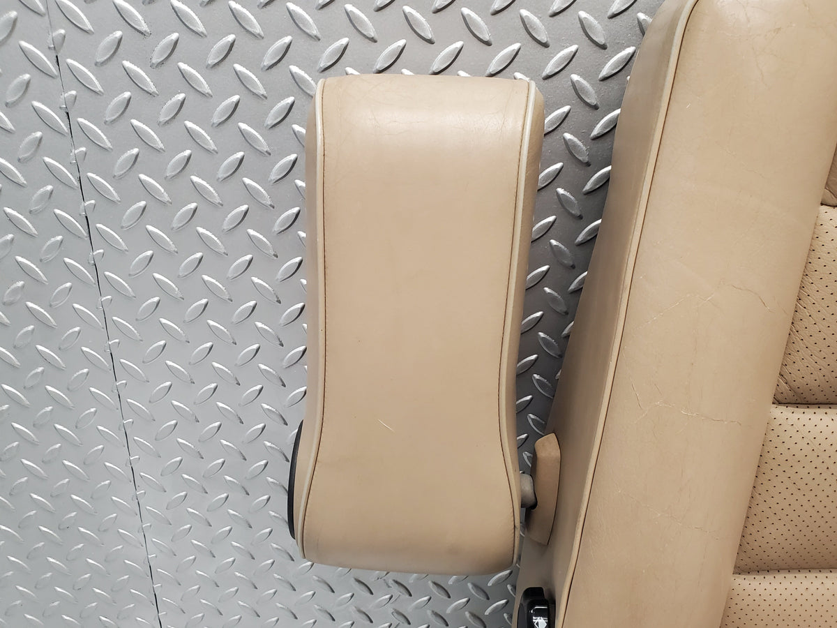 49429 Mercedes-Benz A124 320E Cabriolet Front Left Seat Leather Beige