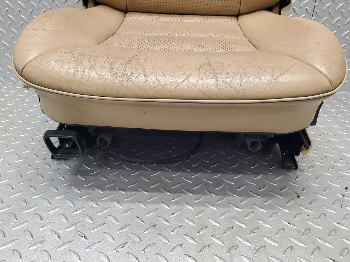 49429 Mercedes-Benz A124 320E Cabriolet Front Left Seat Leather Beige