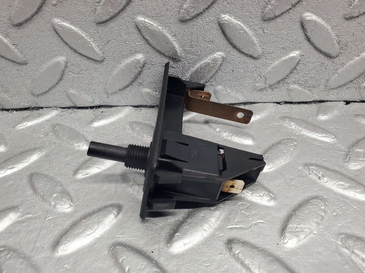 49640 Mercedes-Benz W123 Trunk Boot Light Switch A1158202511 A0008213152