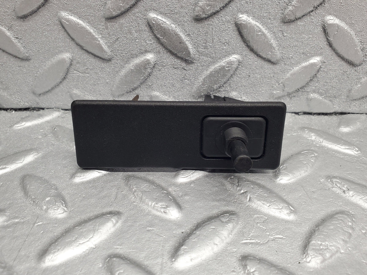 49640 Mercedes-Benz W123 Trunk Boot Light Switch A1158202511 A0008213152
