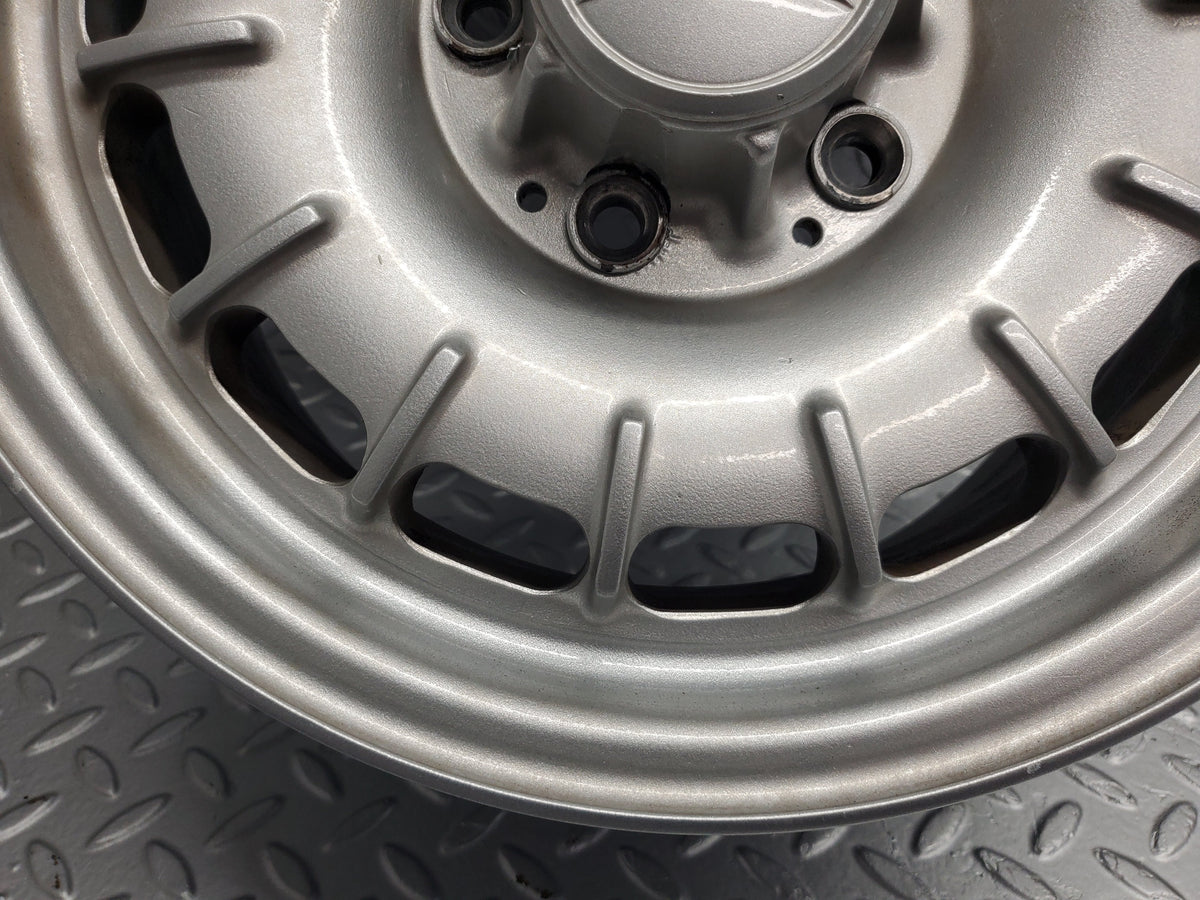 49976 Mercedes-Benz R107 380SL Alloy Wheel Set Mexican Hat 6.5Jx14H2 ET30 A1264002102