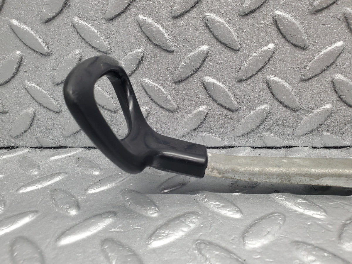 50207 Mercedes-Benz W123 Front Left Seat Sliding Adjust Handle