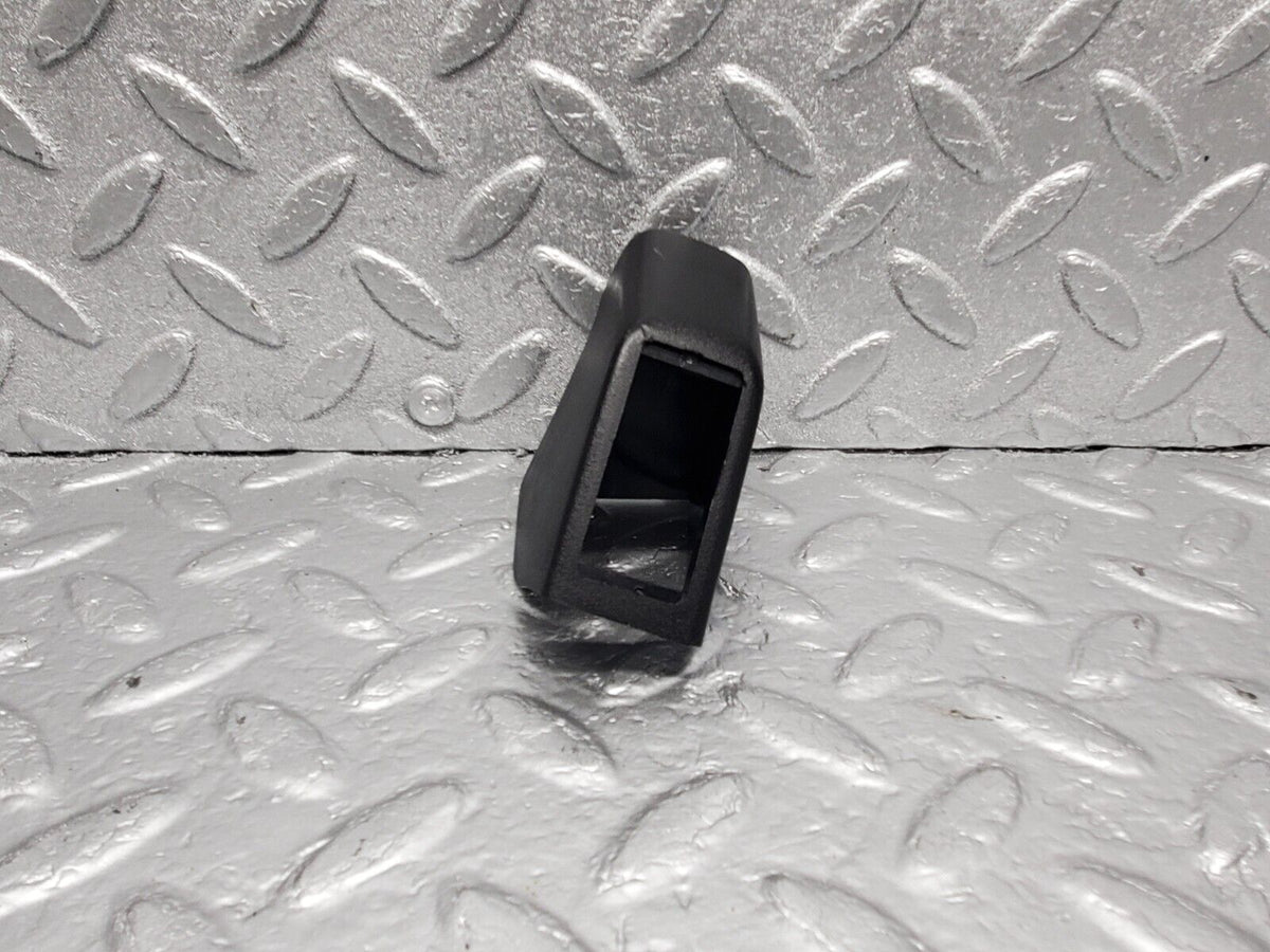 47493 Mercedes-Benz C126 500SEC Coupe Rear Right Interior Handle Cover A1268150247