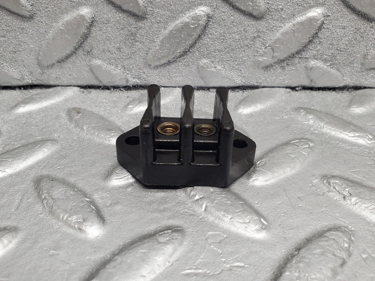 49833 Mercedes-Benz R107 380SL Cable Wire Connector 20490