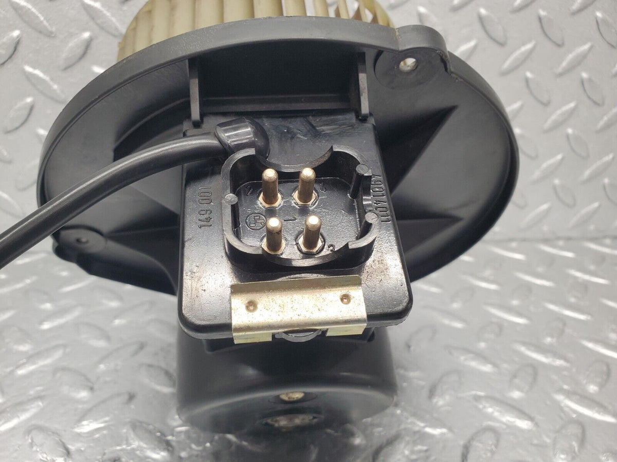 46076 Mercedes-Benz S123 200T Wagon Heater Blower Motor Siemens