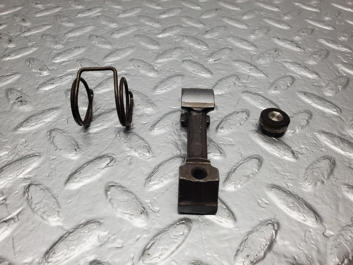 48874 Mercedes-Benz W108 Valve Rocker Arm With Retaining Spring & Tappet