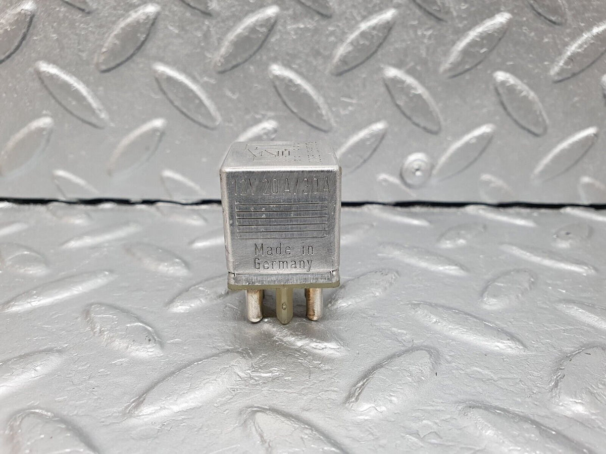 41642 Mercedes-Benz W124 200E Multi Purpose Relay A0015420219