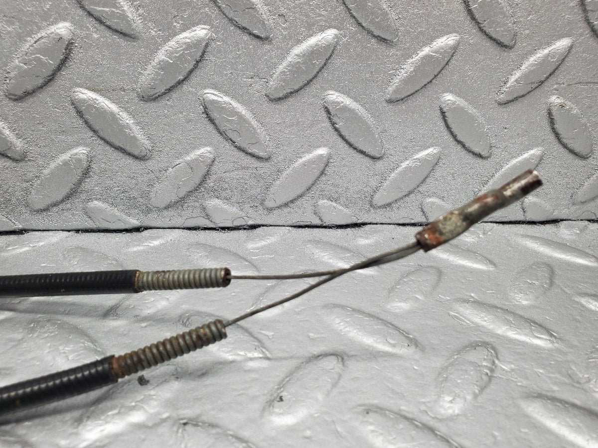 50135 Mercedes-Benz R107 SL Front Right Seat Release Handle Cable