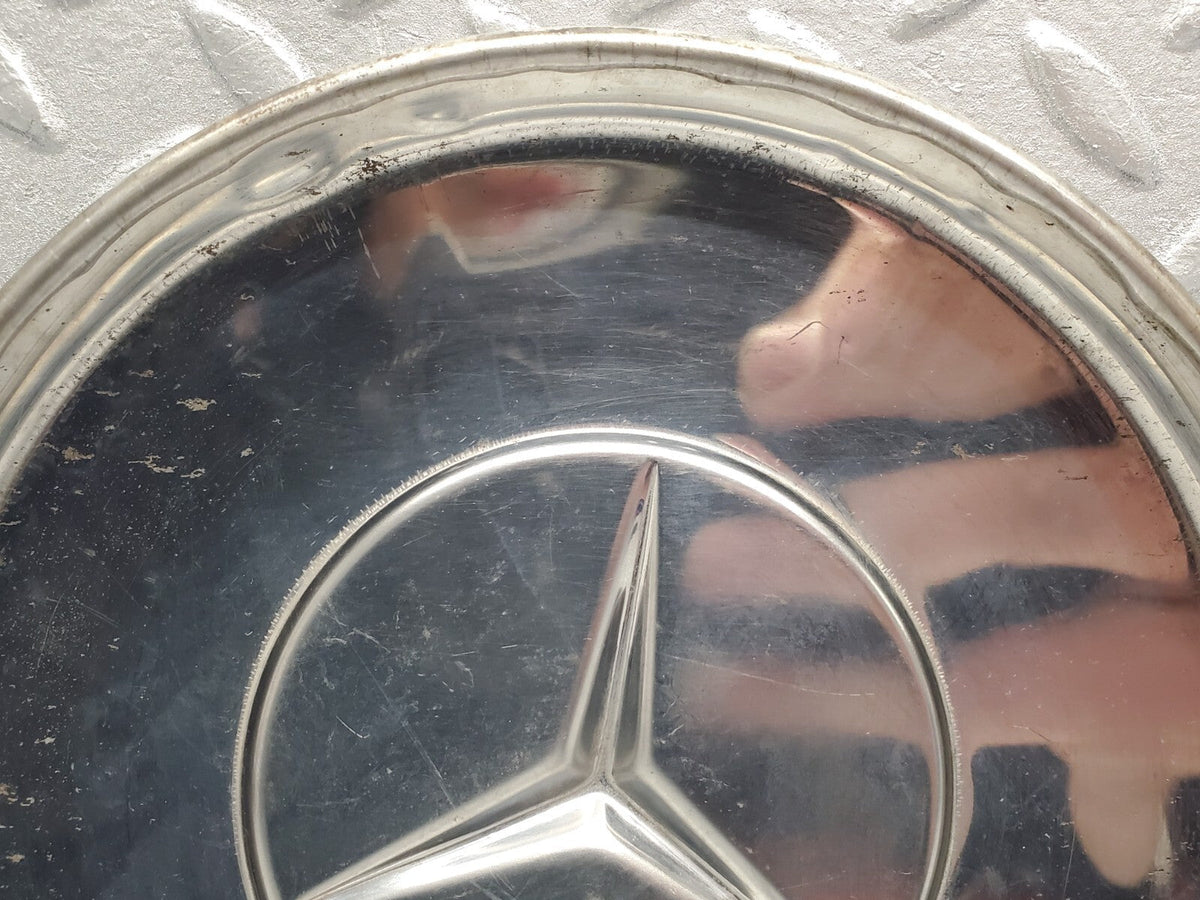 48390 Mercedes-Benz Chrome Wheel Hub Cap