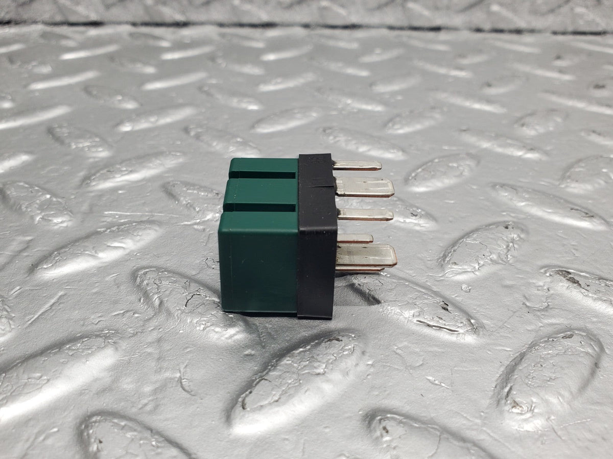 51347 Mercedes-Benz W202 W210 Overload Relay A0025420319