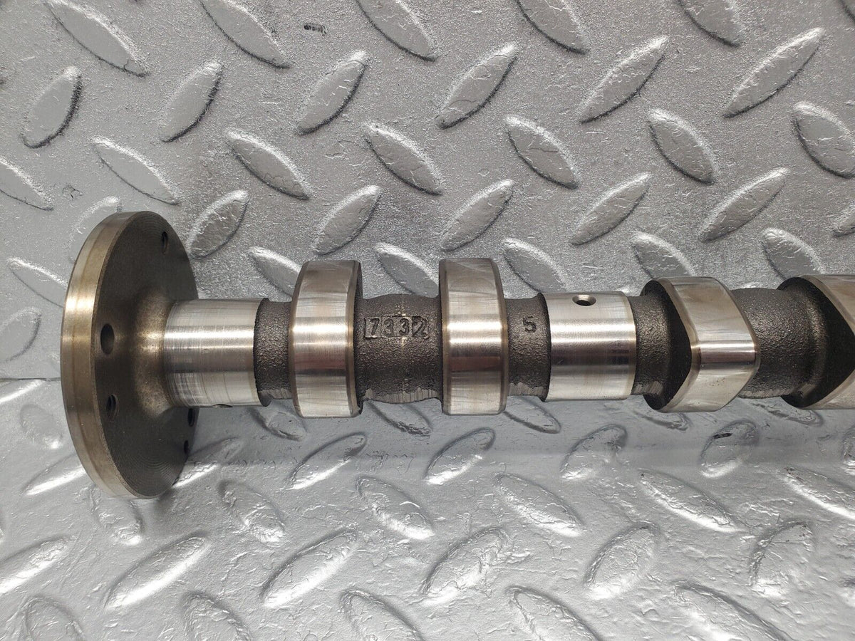 46222 Mercedes-Benz W124 280E Camshaft R1046301
