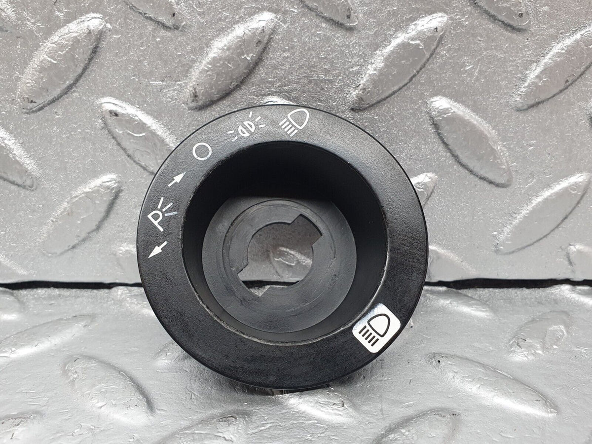 44087 Mercedes-Benz C123 230CE Coupe Headlight Switch Knob A1075450530