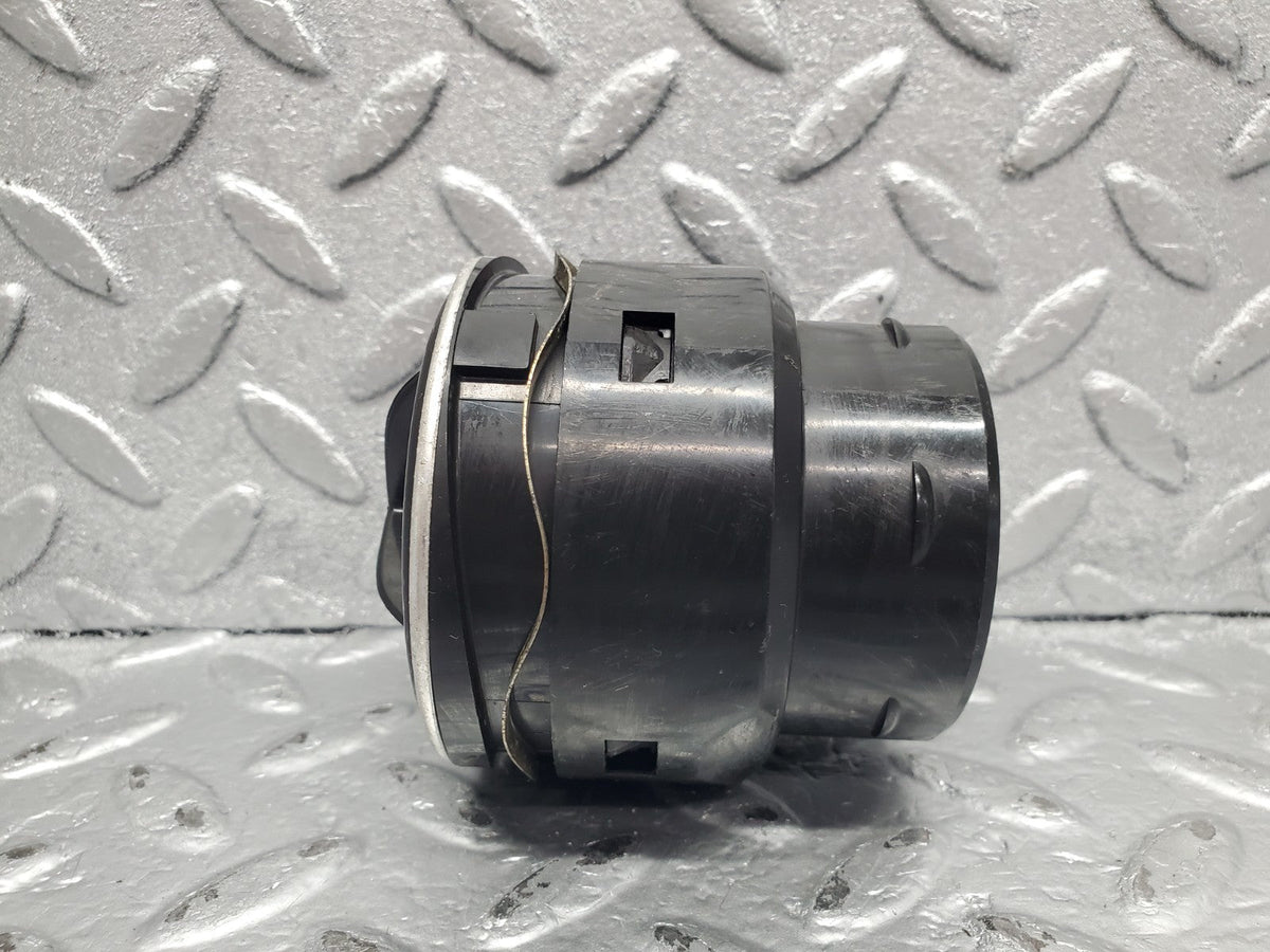 51363 Mercedes-Benz C107 R107 Dashboard Air Vent