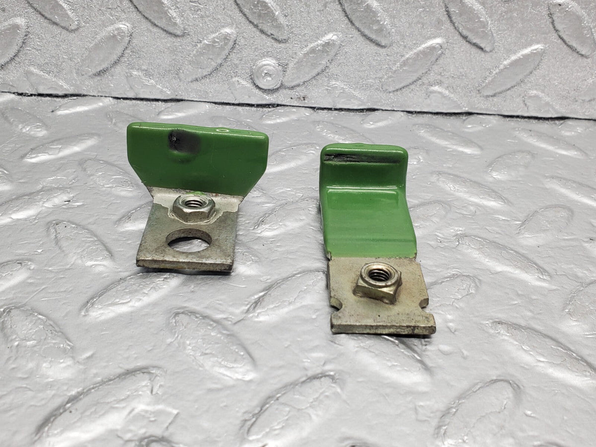 48336 Mercedes-Benz C126 Coupe Window Stop Plate 2x