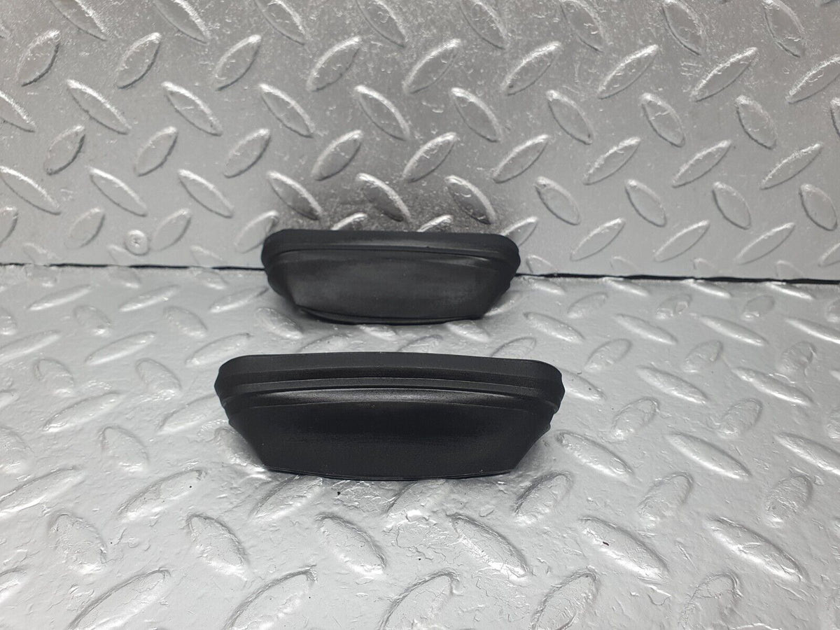 43532 Mercedes-Benz C126 380SEC Coupe Dashboard Centre Air Vent Rubber 2x A1269970181