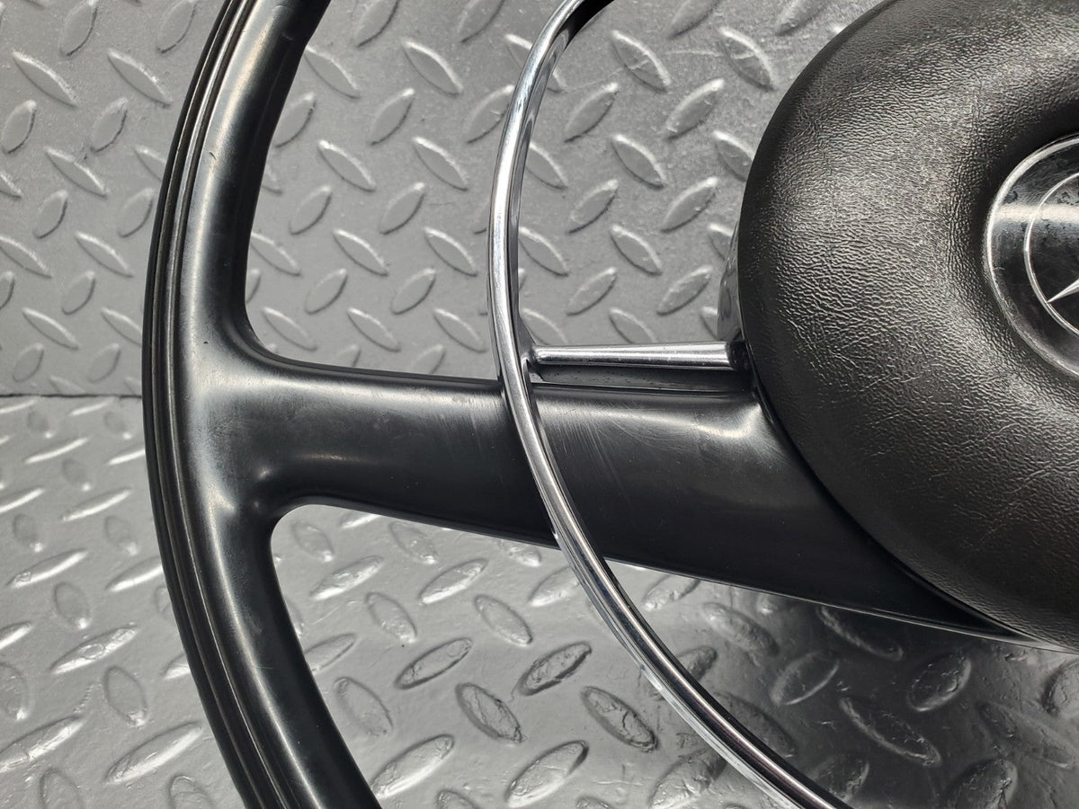 50720 Mercedes-Benz W108 280SE 3.5 Steering Wheel
