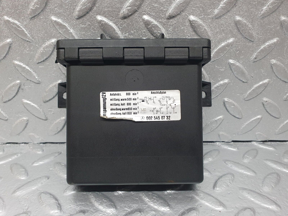 43519 Mercedes-Benz C126 300SEC Coupe Idle Control Module Unit A0025450732