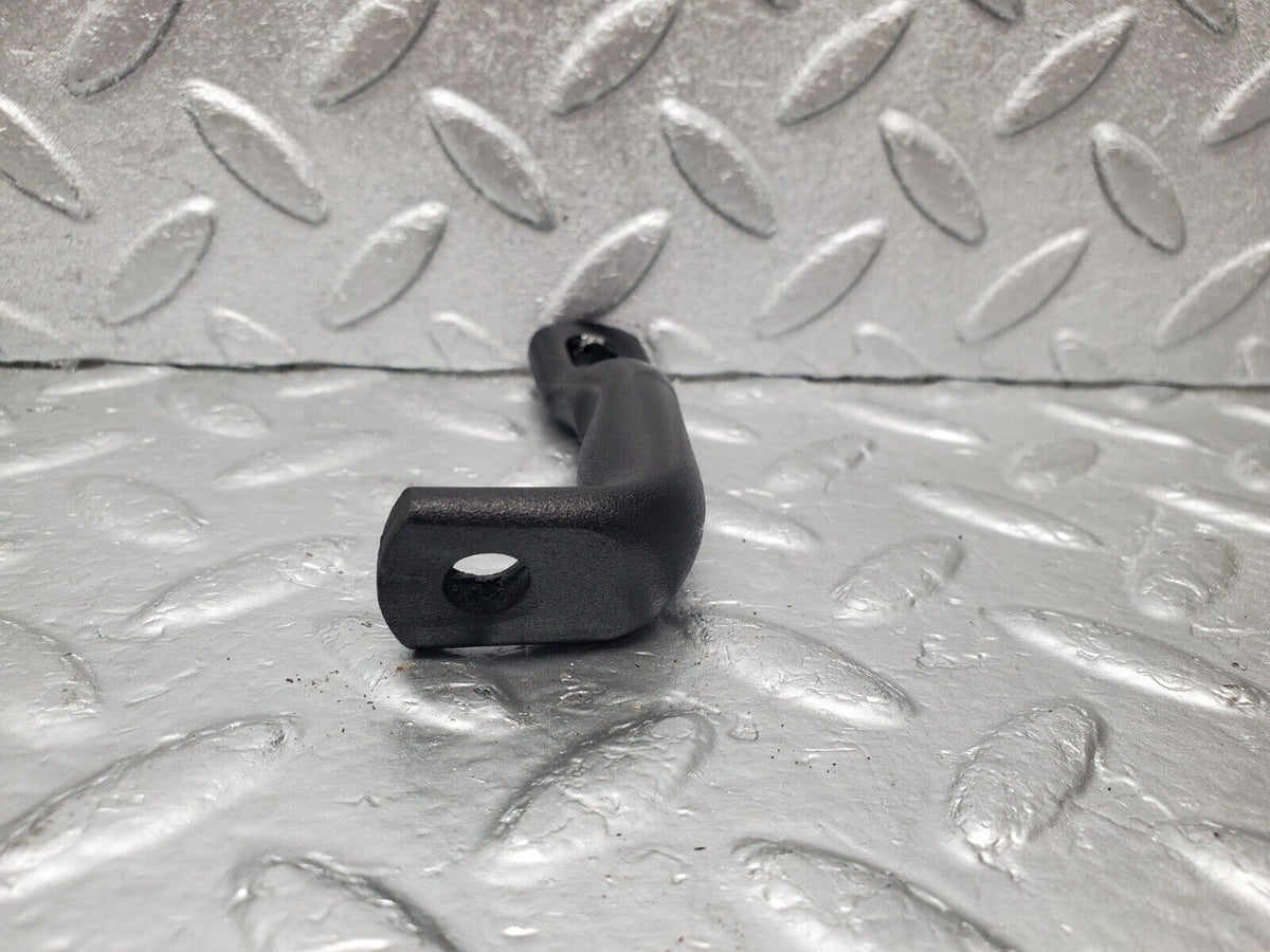 46647 Mercedes-Benz C123 280CE Coupe Power Steering Pump Holder Bracket