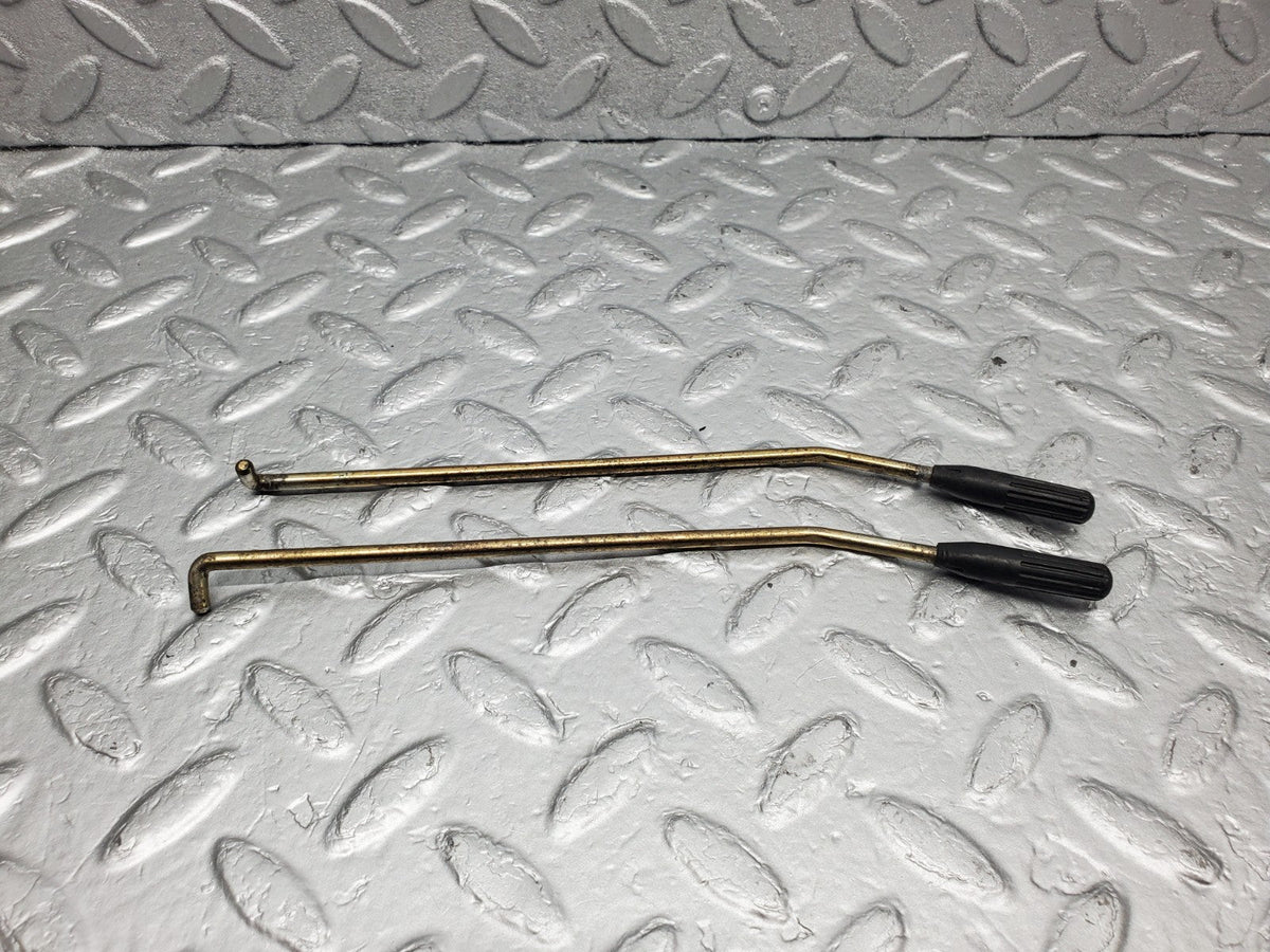 49384 Mercedes-Benz A124 320E Cabriolet Front Door Lock Knob Pair