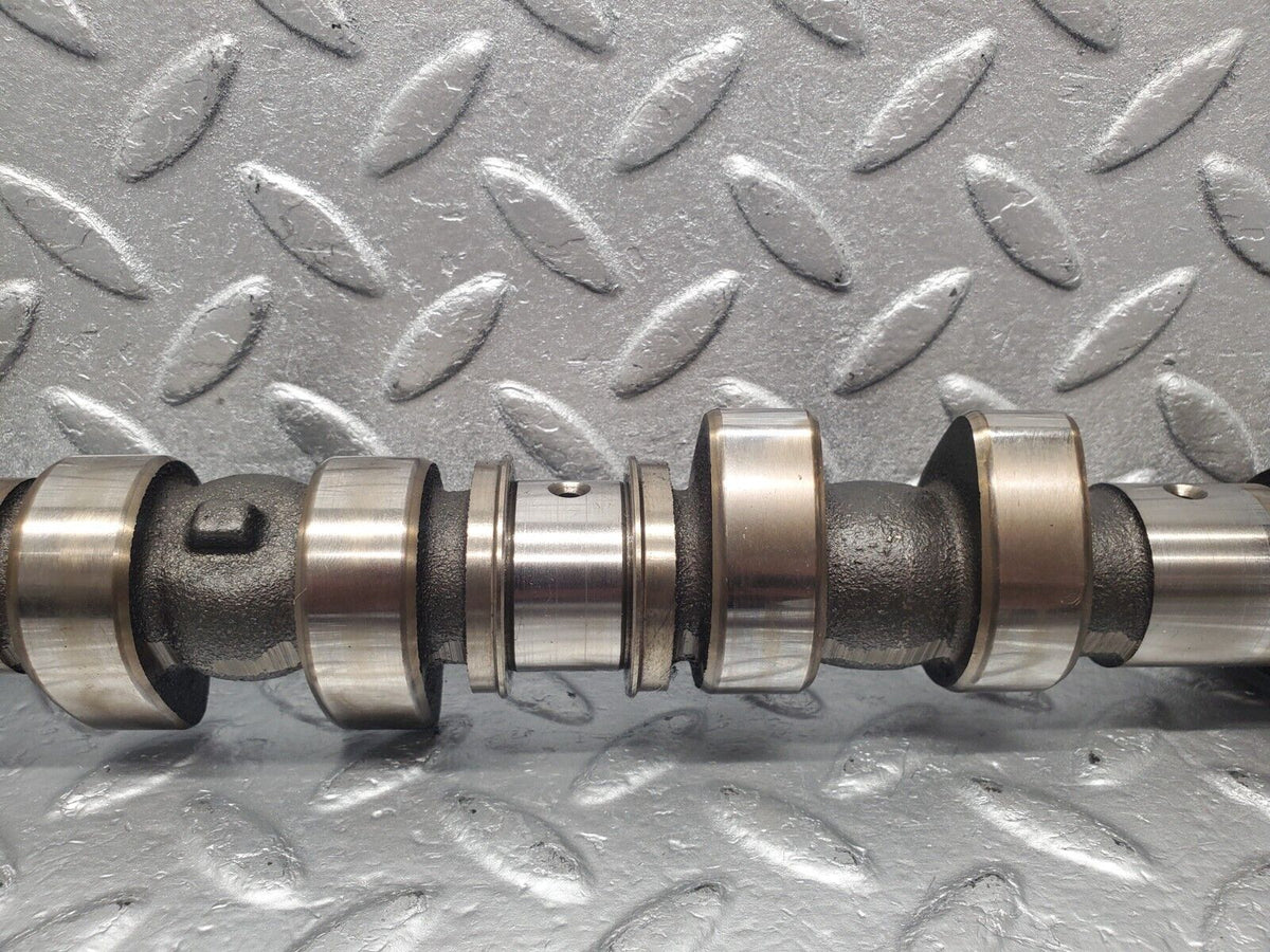 46222 Mercedes-Benz W124 280E Camshaft R1046301