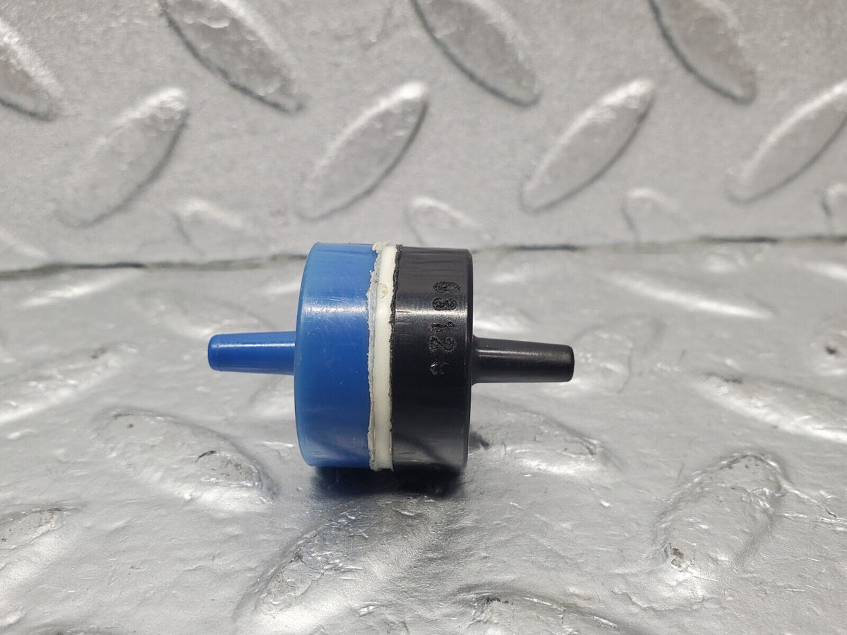 46218 Mercedes-Benz W124 280E Vacuum Check Valve A0011401760