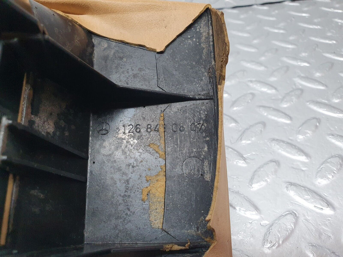 43784 Mercedes-Benz C126 380SEC Coupe Rear Centre Console A1268430707 A1268430607