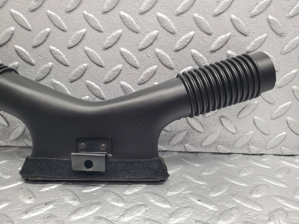 50638 Mercedes-Benz W108 280SE 3.5 Heater Centre Air Duct Vent
