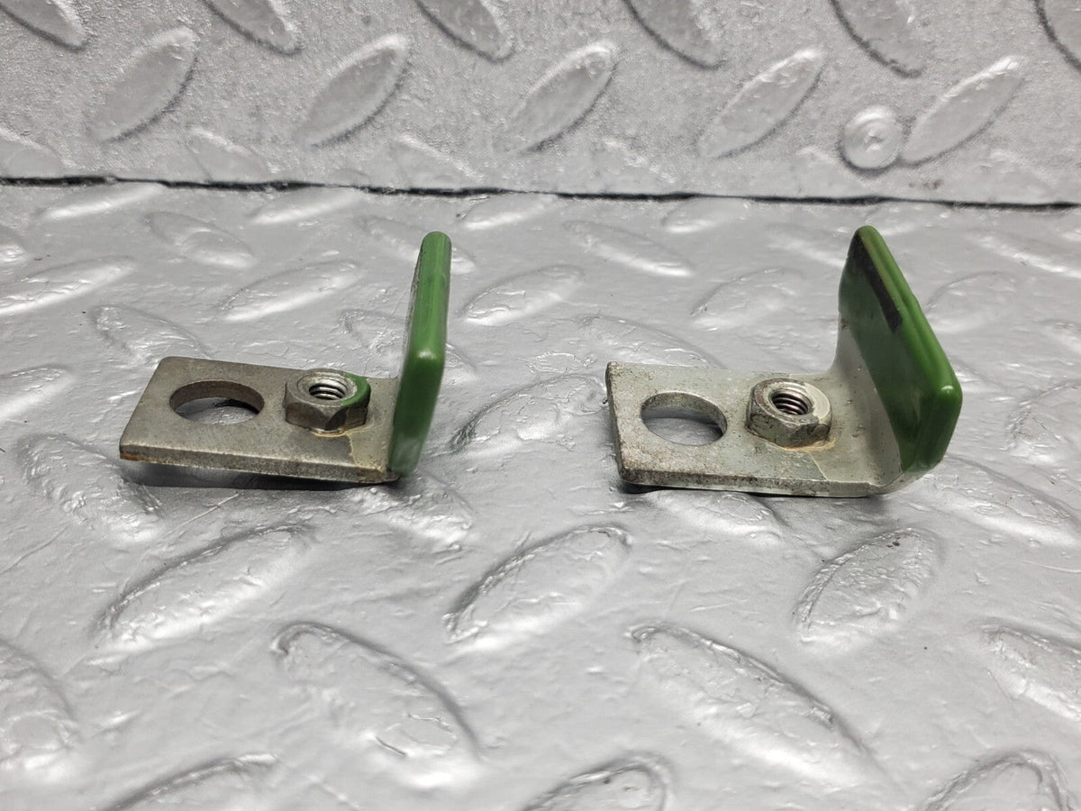48338 Mercedes-Benz C126 Coupe Window Stop Plate 2x