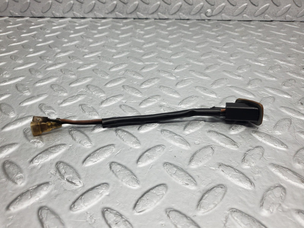 49621 Mercedes-Benz W126 C126 Windscreen Washer Nozzle