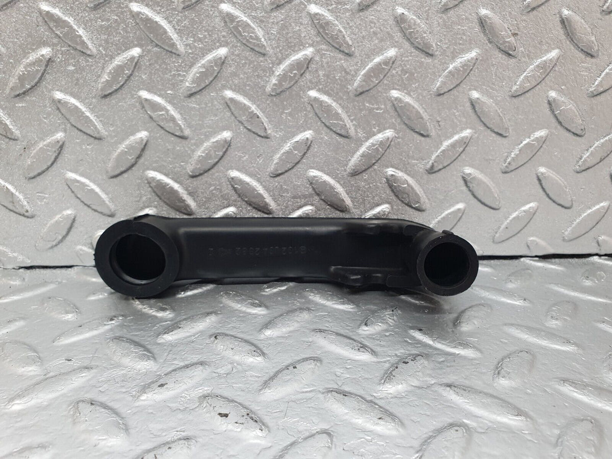 43998 Mercedes-Benz C123 230CE Coupe Crankcase Breather Pipe A1020942682