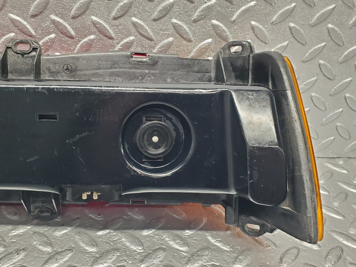 48689 Mercedes-Benz W123 Tail Light Left Side Hella 0053240R38