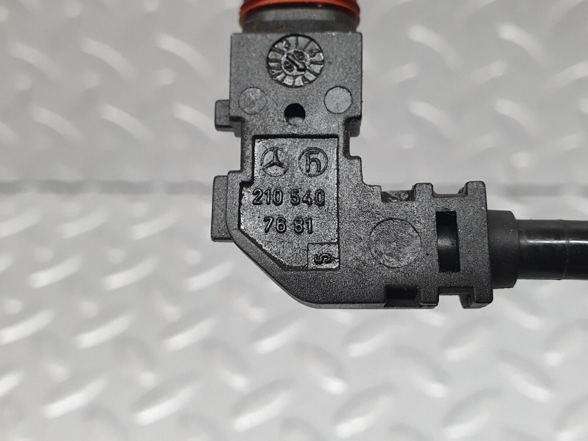 42117 Mercedes-Benz W202 C200 ABS Sensor Speed Sensor Right Side A2025402417