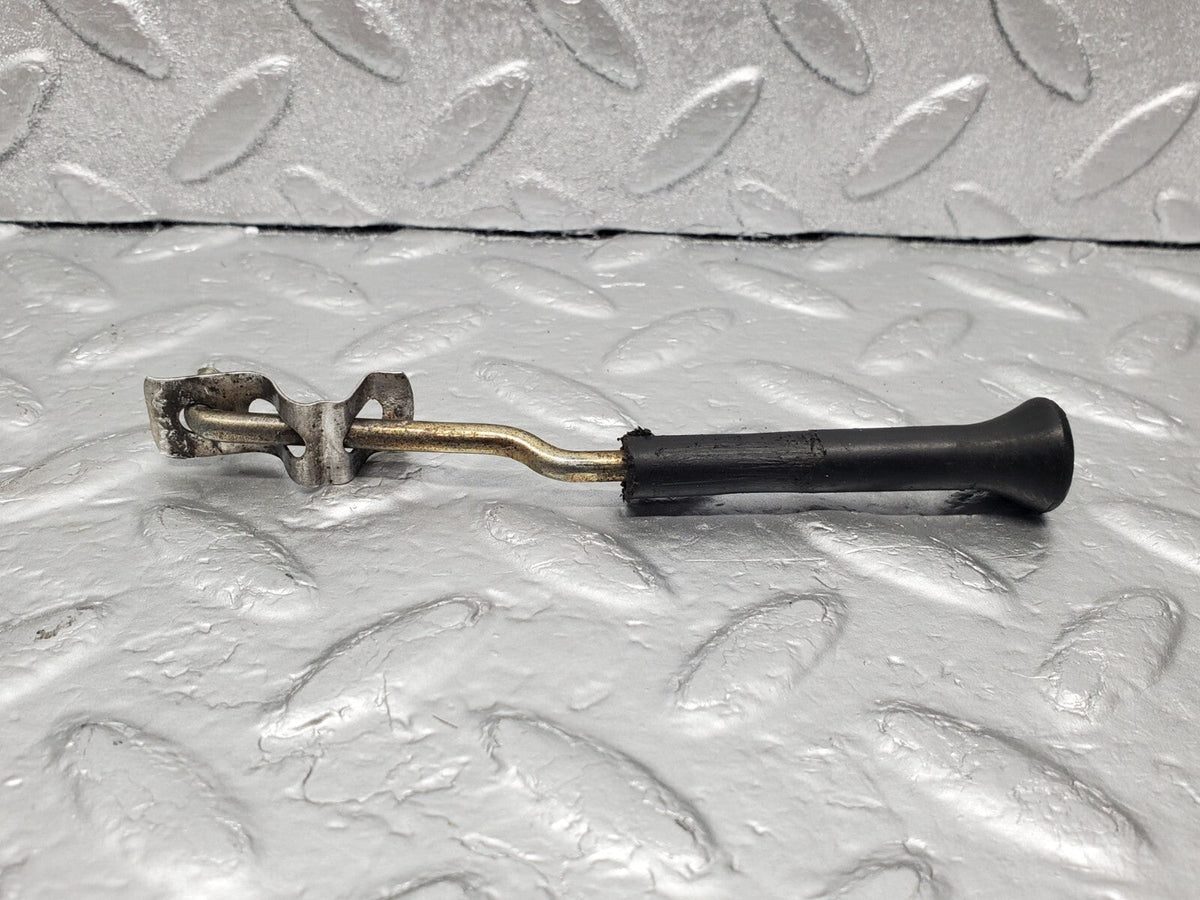 48486 Mercedes-Benz W108 Door Lock Knob