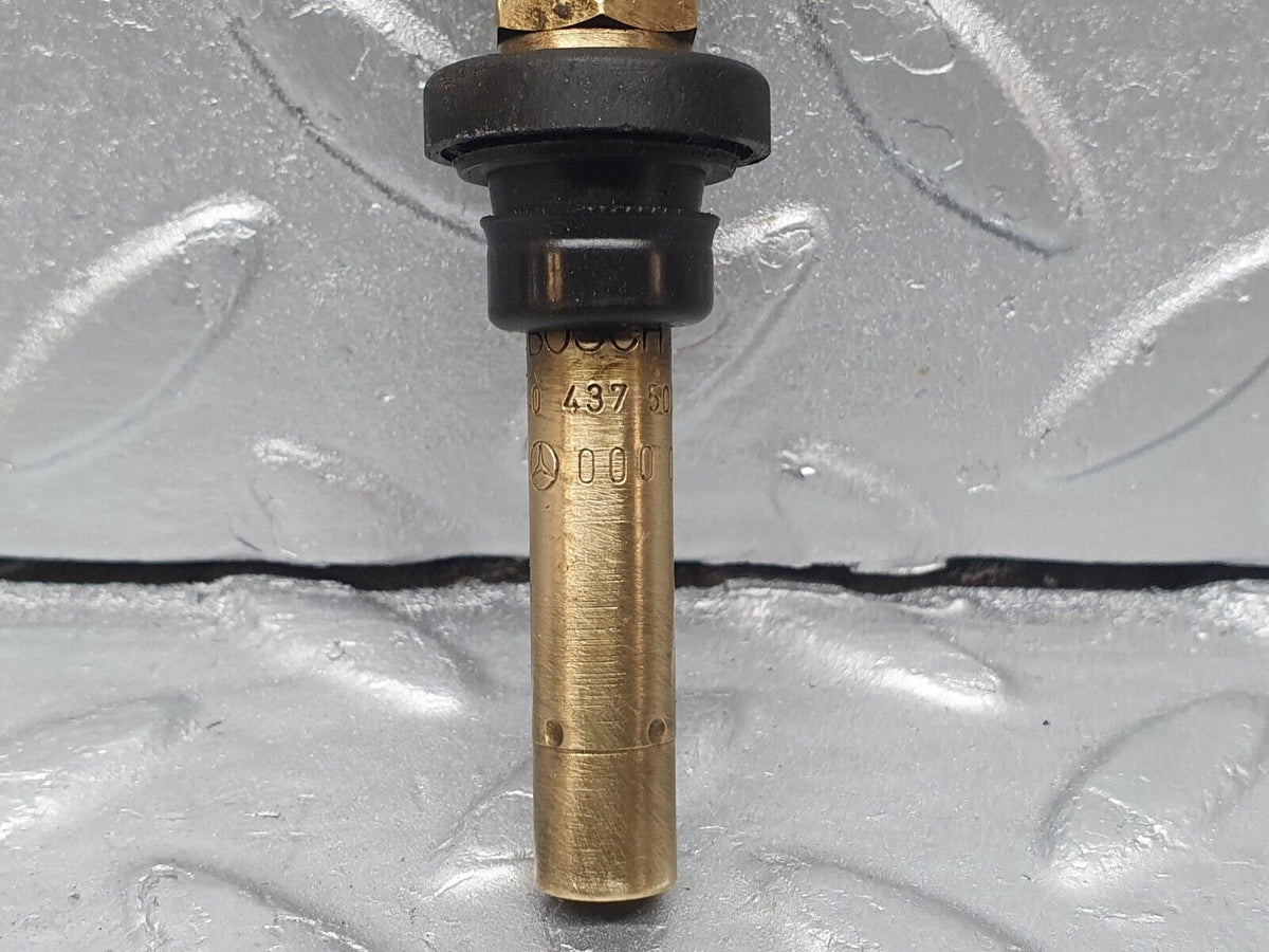 41036 Mercedes-Benz W126 300SE Fuel Injector Bosch A0000785623 0437502047