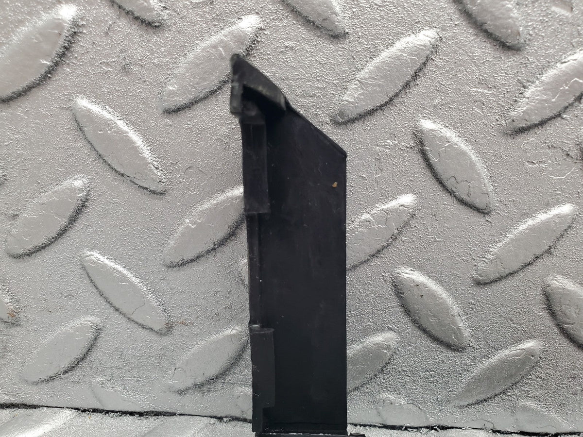 49773 Mercedes-Benz R107 380SL Front Right Rubber Window Guide A1077250225