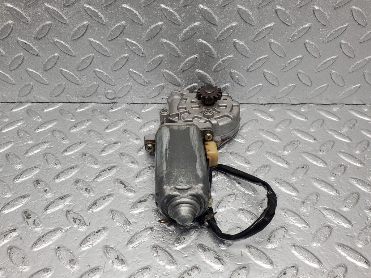 47431 Mercedes-Benz C126 500SEC Coupe Rear Left Power Window Regulator Motor Bosch 0130821065