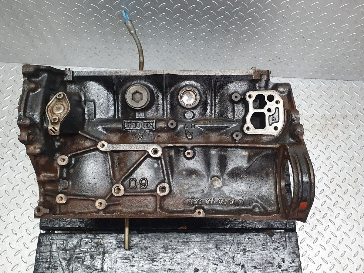 44210 Mercedes-Benz C123 230CE Coupe Engine Block 102.980 A1020110901