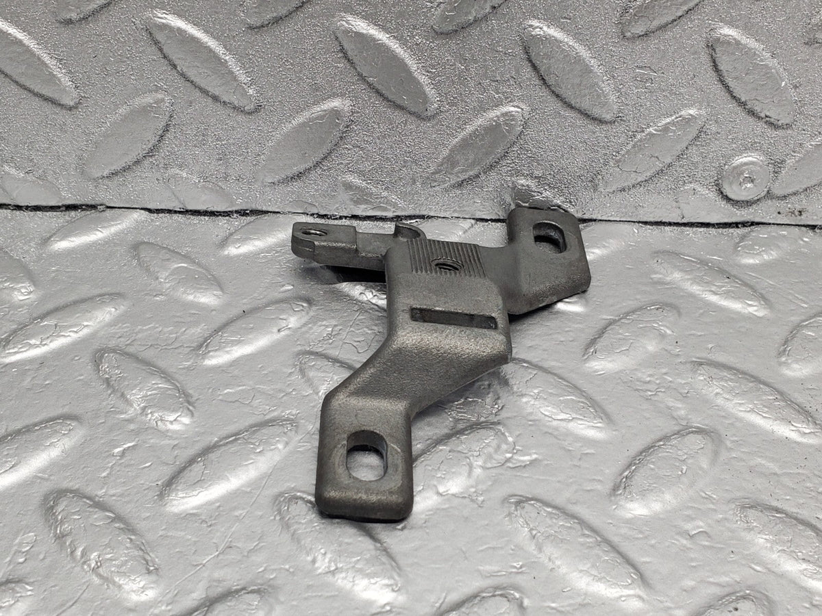 48318 Mercedes-Benz C126 Coupe Door Handle Bracket Right A1267660417