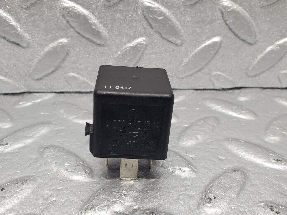 47890 Mercedes-Benz R230 350SL Coupe Multi Purpose Relay A0025421319