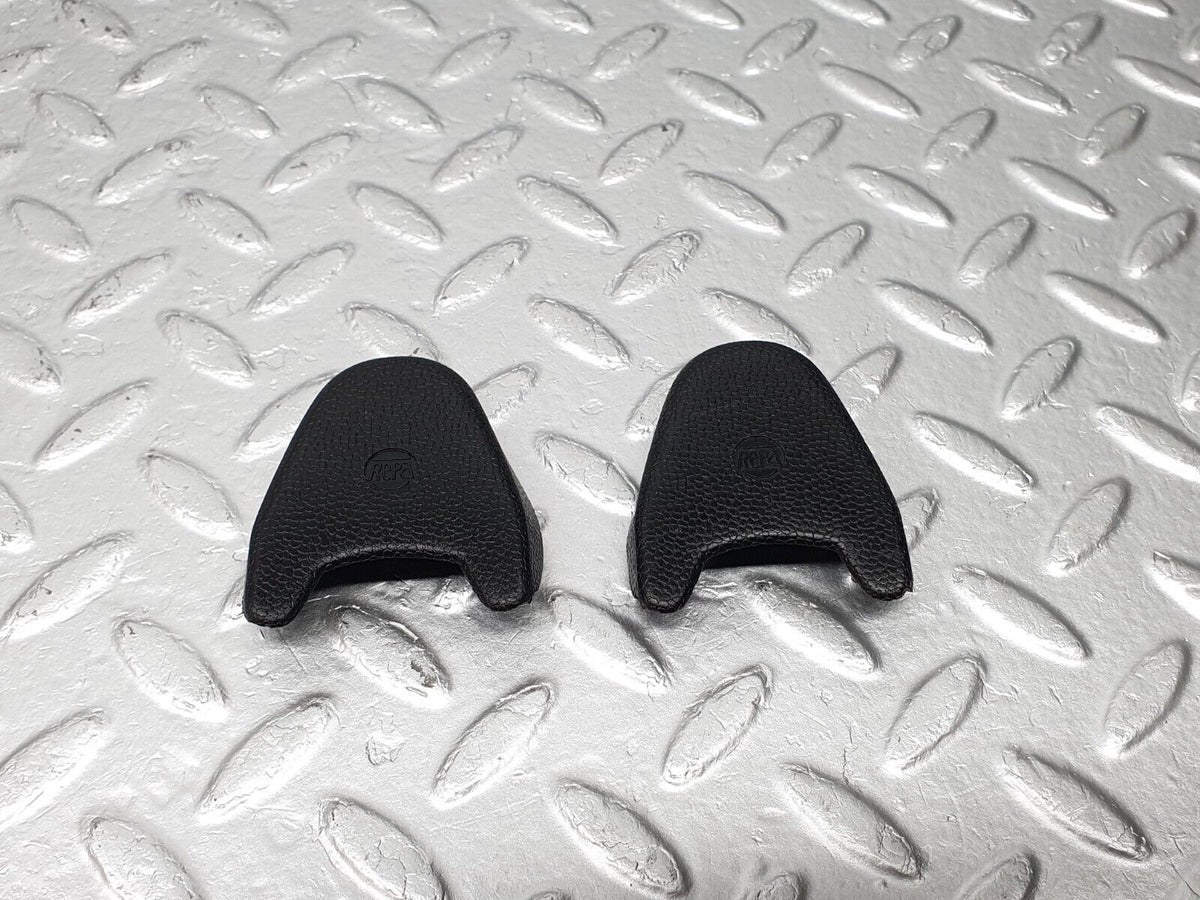 40768 Mercedes-Benz W123 300D Seat Belt Plastic Cap A0008680430