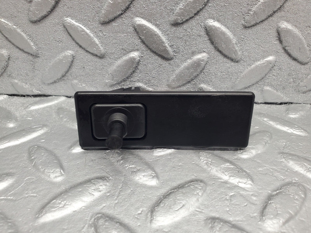 49633 Mercedes-Benz W123 Trunk Boot Light Switch A1158202511 A0008213152