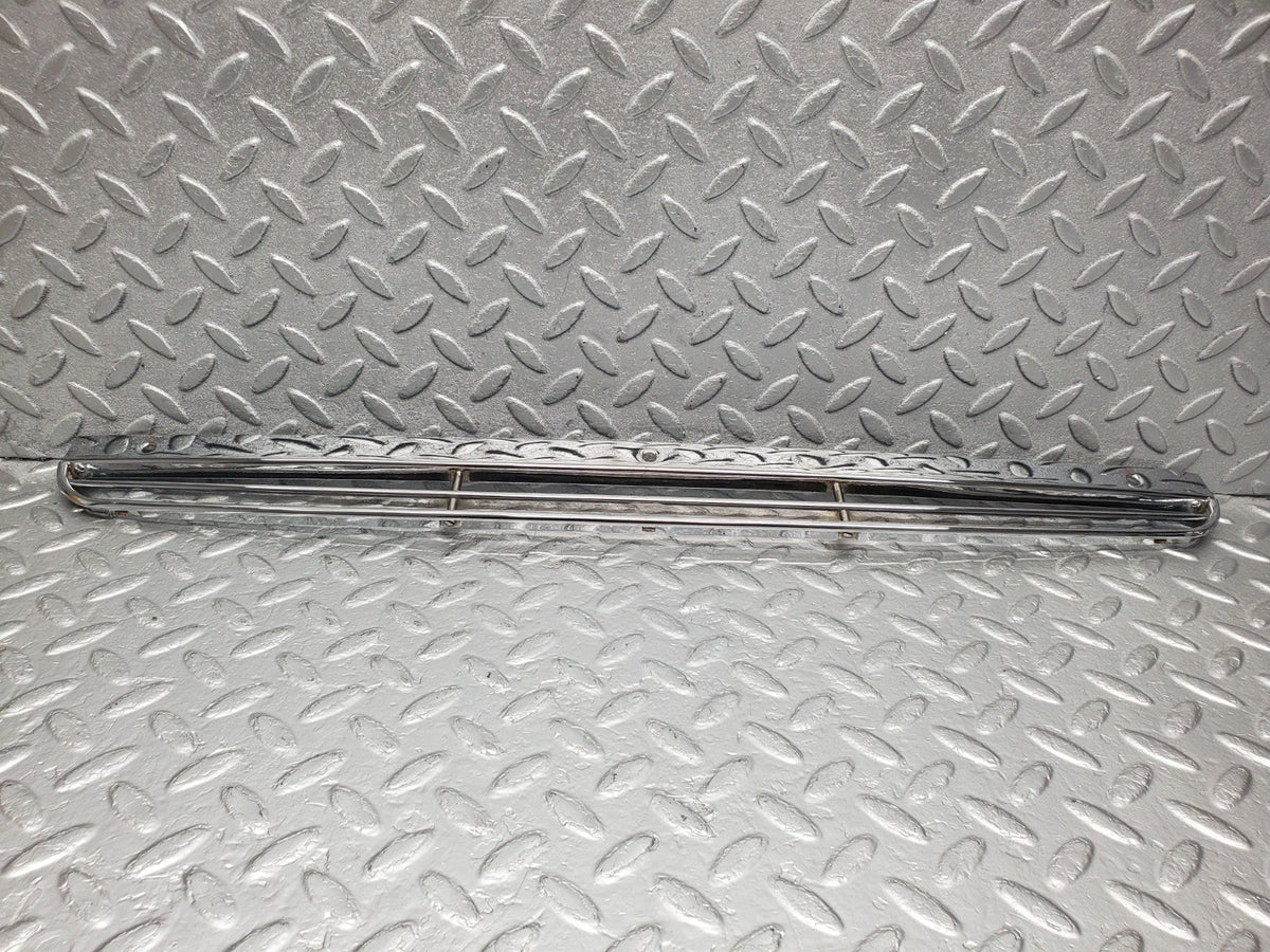 51204 Mercedes-Benz W113 Pagoda Air Intake Chrome Grill